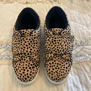 7.5 Leopard Sneakers - Qupid - Velcro - Soft
